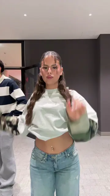 @Juliette🇨🇺