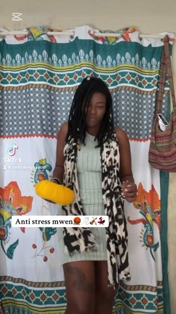 @Valou kreyasyon 💚🧶🥼