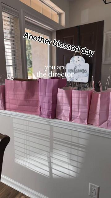 @Artsy Creations by Alyssa