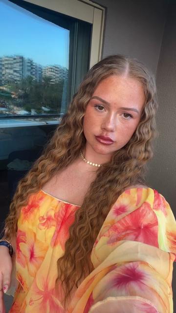 @Dior Hutchinson ♡