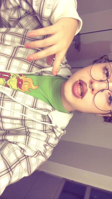 @अलेक्ज़ैंड्रा