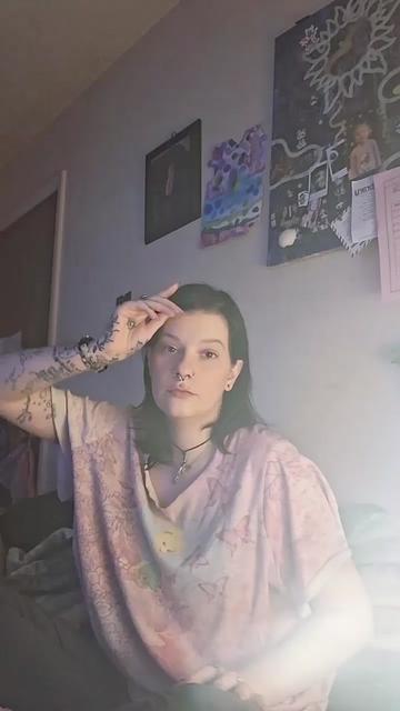 @Iminsanitylifeisthemadhouse🫀