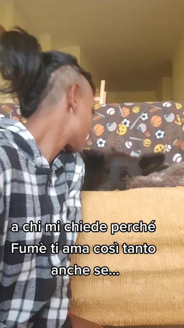 @La ragazza dal cane nero