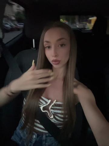 @👸🏼