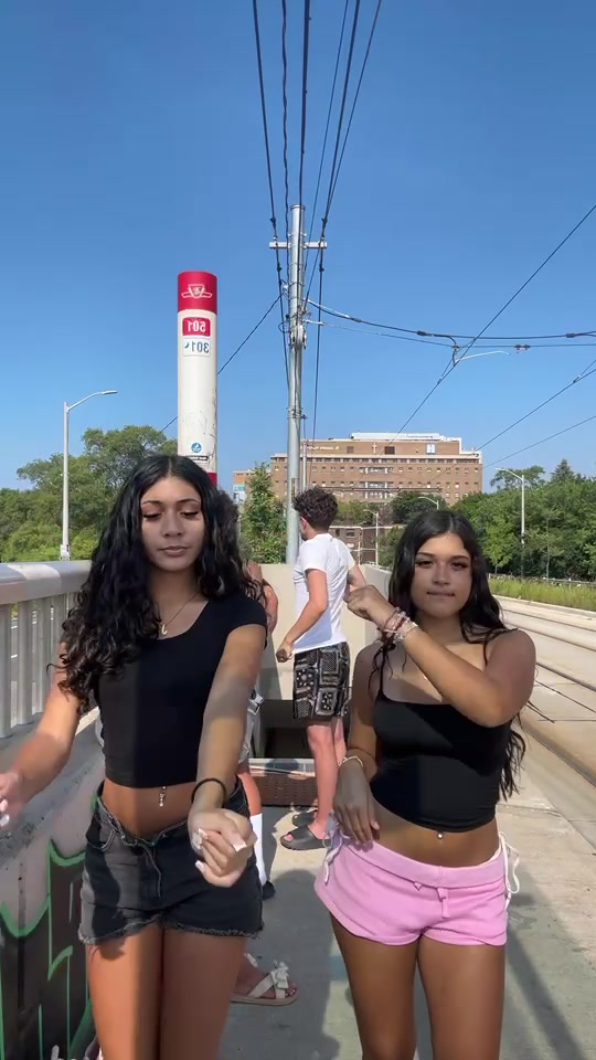 @️