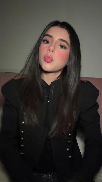 @Claudiagarmaaa