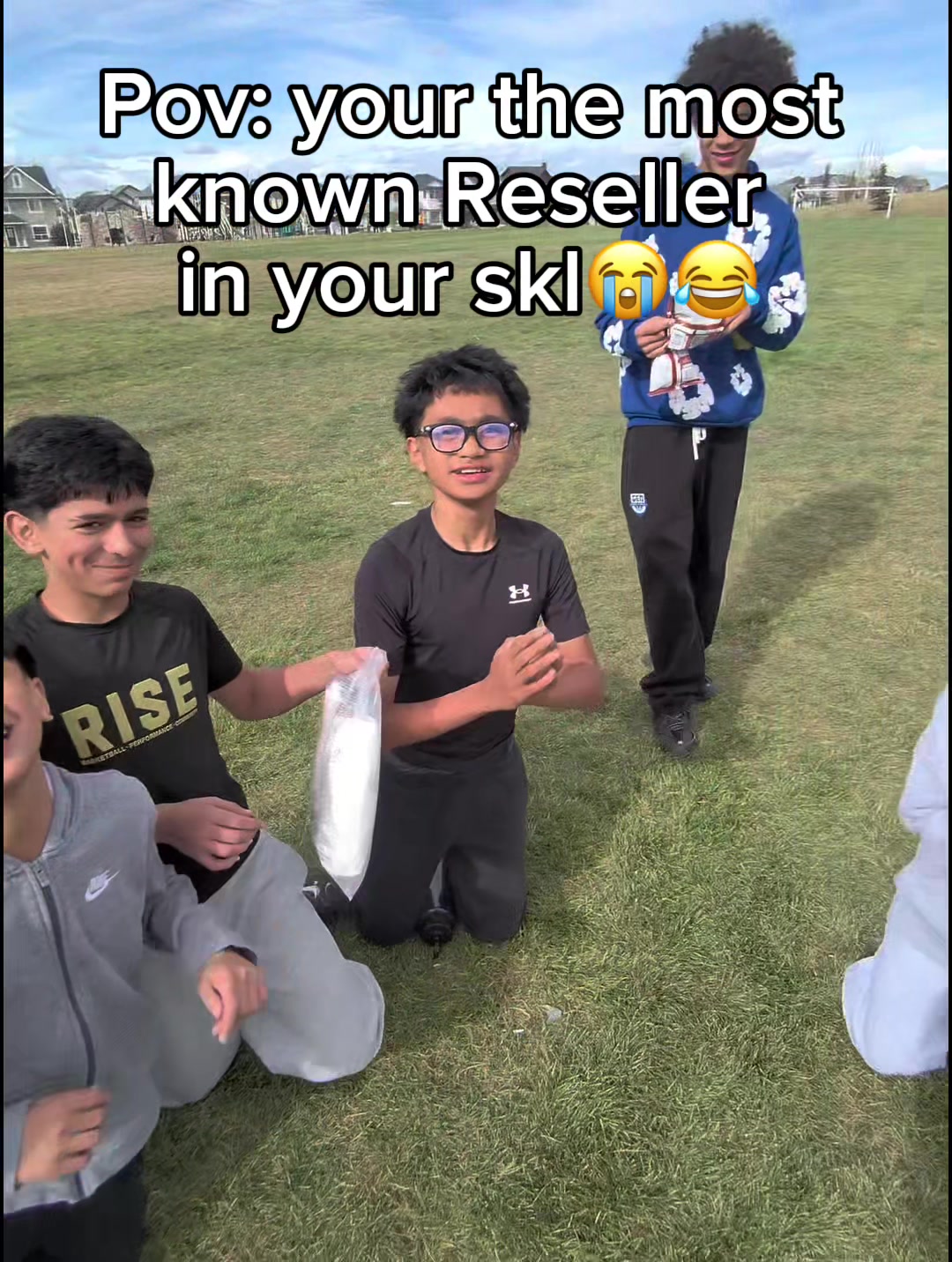 @_B.RESELLS_