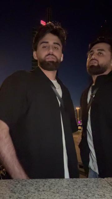 @GlowTwins