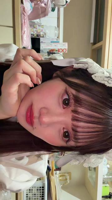 @ねむ