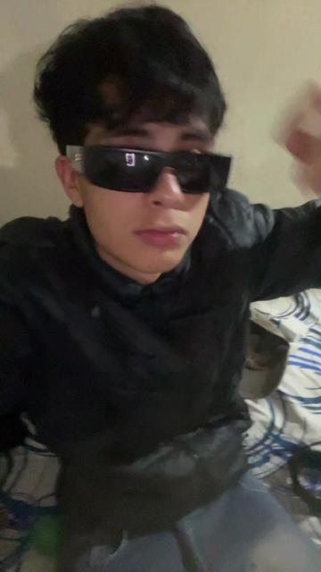 @Alezz_jxx