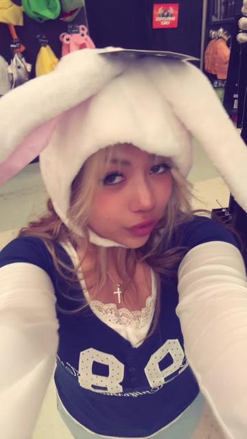 @🐰