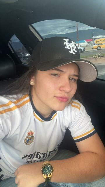 @isabella