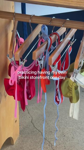 @Marianne | 75 & Sunny Swim 👙