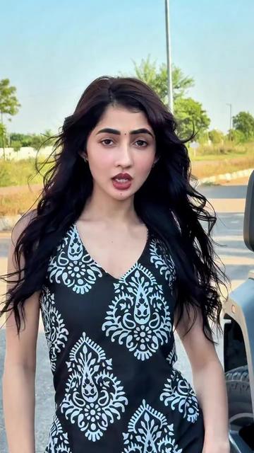 @Nisha Lahori