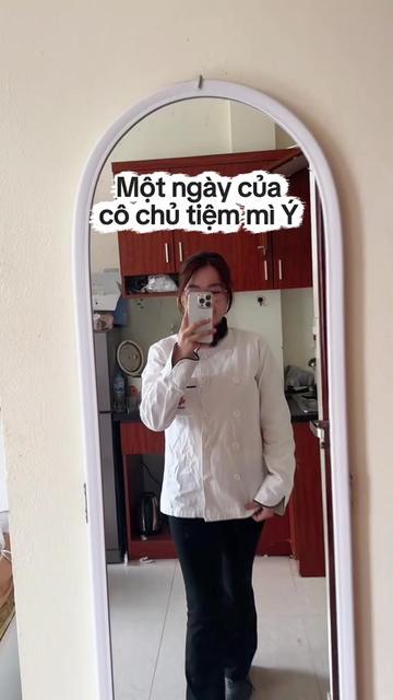 @Eli Vũ · Cô chủ tiệm mì Ý