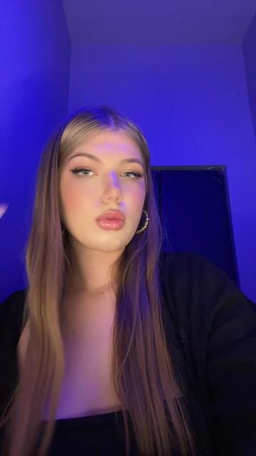 @🦋🤍