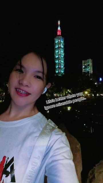 @F6Mahalko²²✩𖤐✯