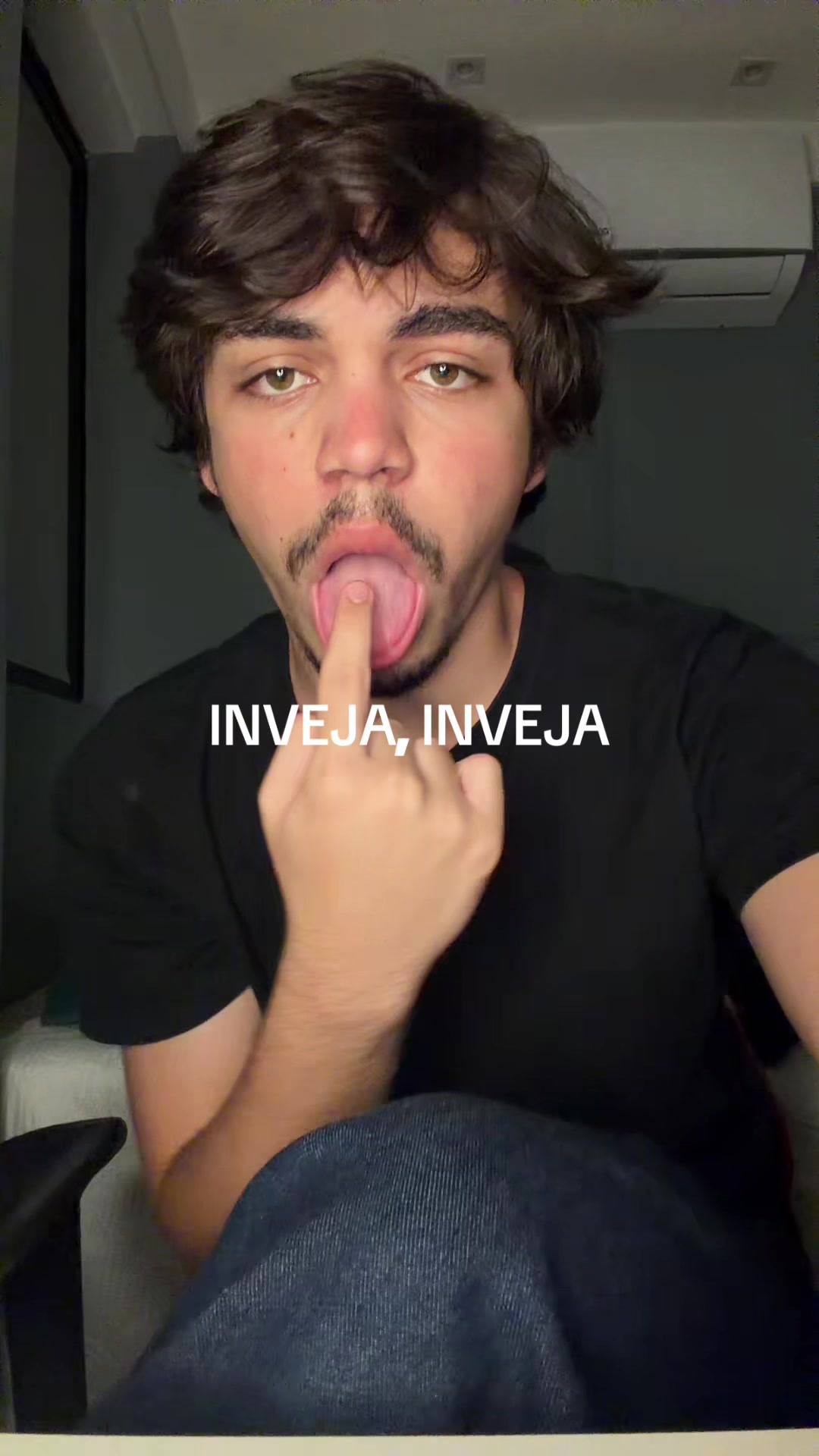 @Augusto César