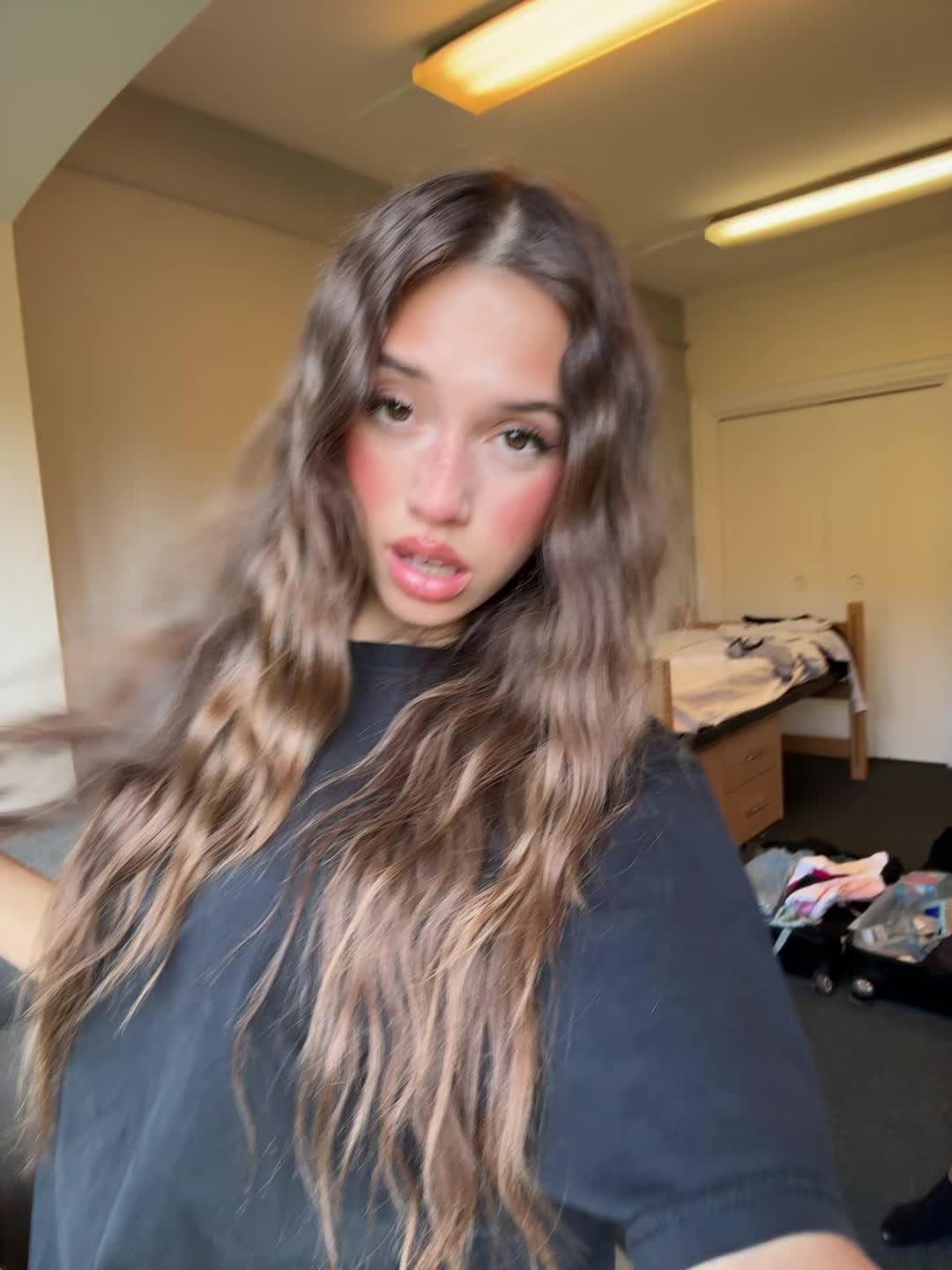 @kartikaa