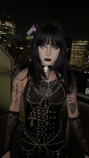 @𝕭𝖊𝖝