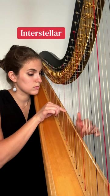 @Pia Salvia 🩵 Pia Harpist