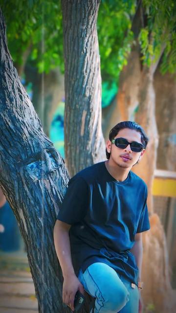 @Singer🎤✅🎧🎤🎸❤️📲