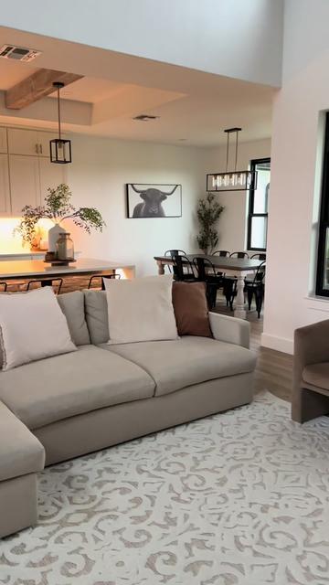 @Alyssa | Home Decor