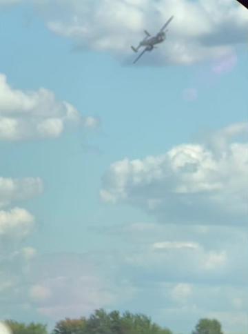 @🛩️