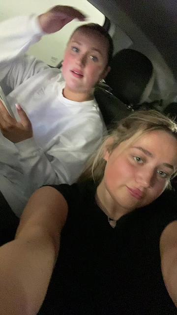 @Evabrown <3