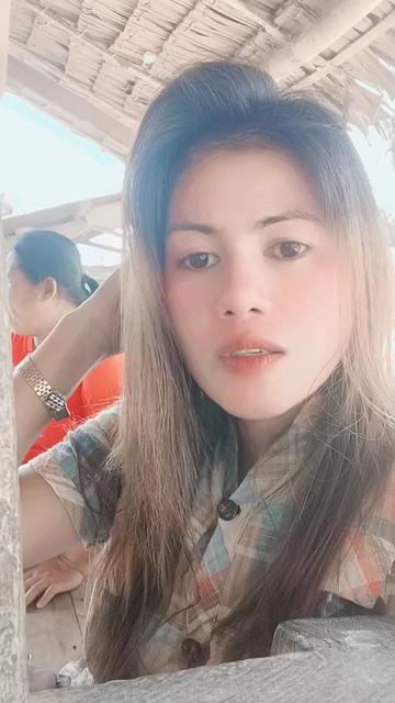 @simple lady