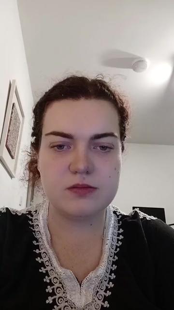 @MadamLunas.Archive