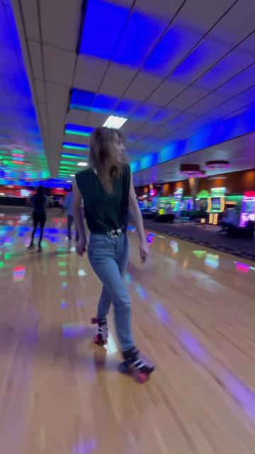 @retro_skater_girl