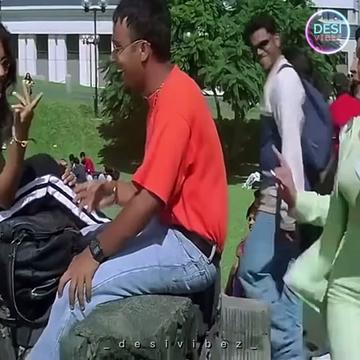 @_desivibez_