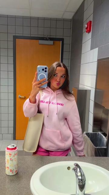 @K E N L E I G H 💖