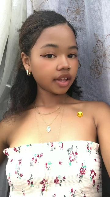 @Roxane🌸