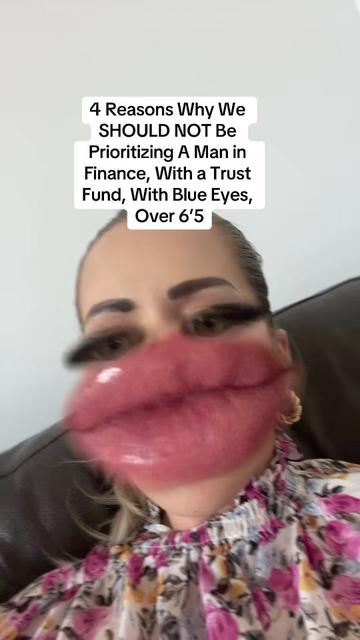 @MB | Overdressed + Oversharing