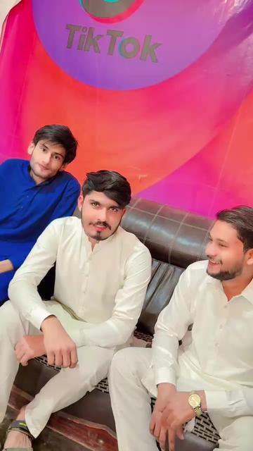 @👑ناصرکی دنیاِ😜