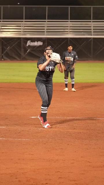 @Women’s Professional Fastpitch