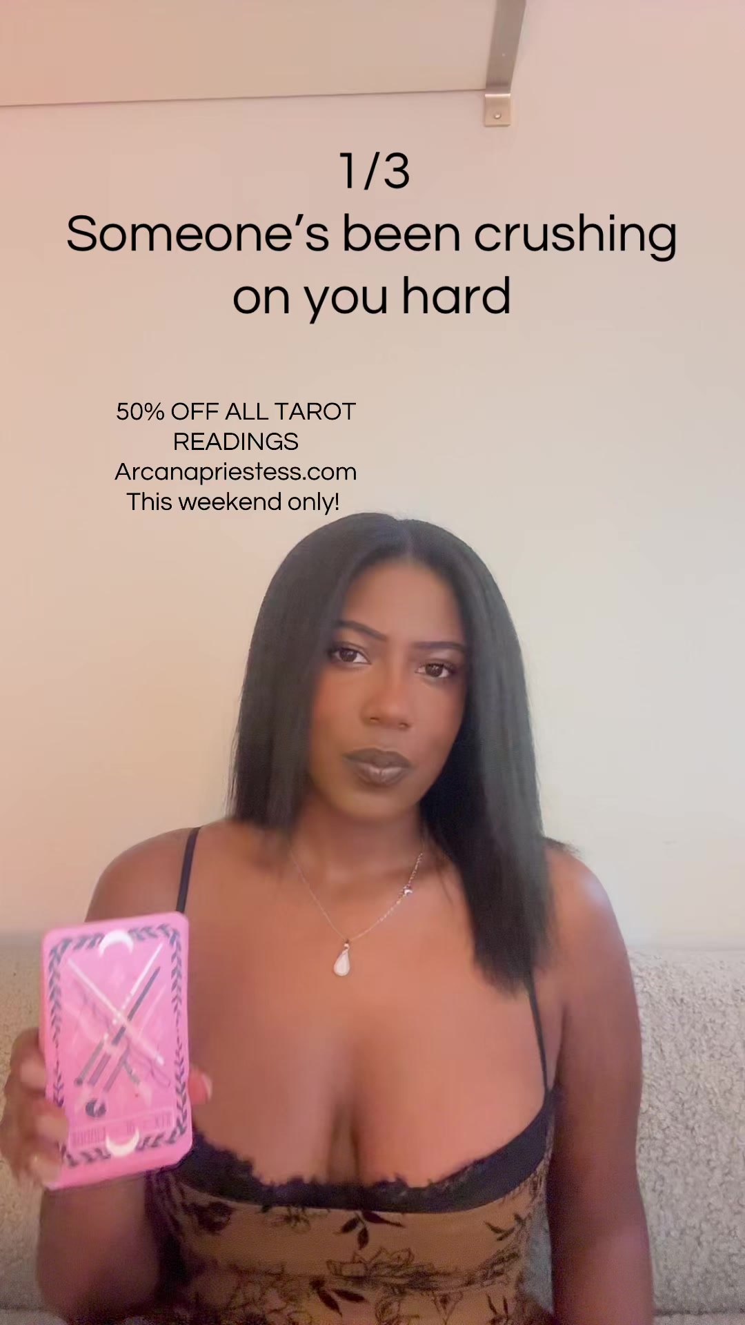 @Arcana Priestess Tarot Reader