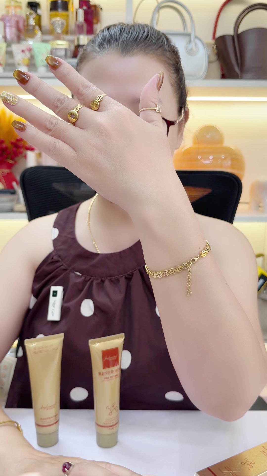 @Ổ Của Lộc1376