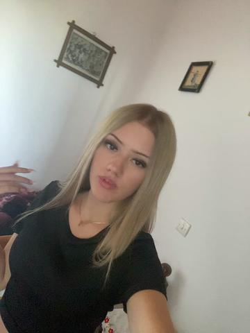 @𝒫