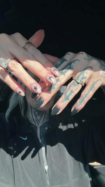 @𝕶𝖗𝖎𝖘𝖙𝖆🖤