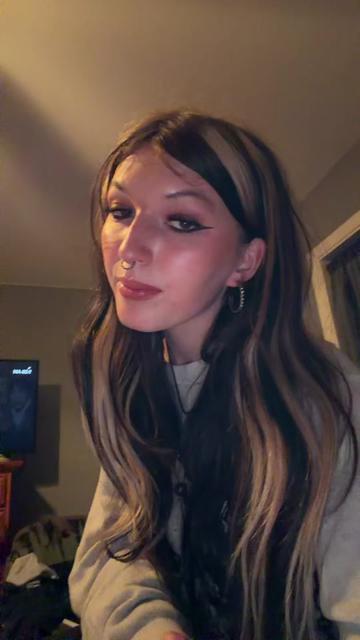 @Maddieoroll