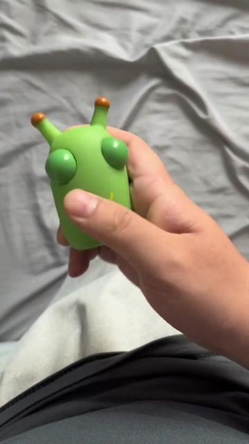 @heguiqin