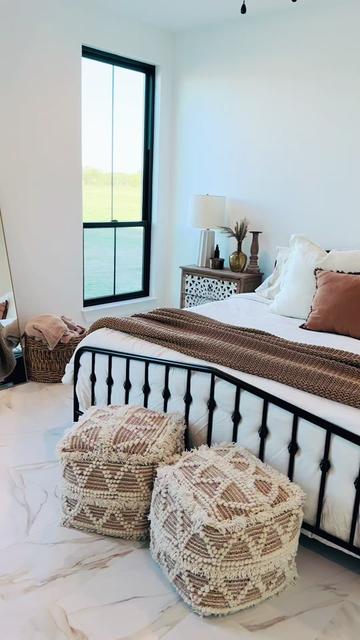 @Alyssa | Home Decor
