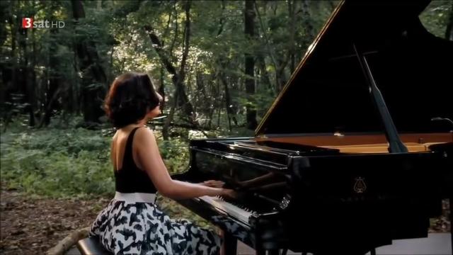 @Khatia Buniatishvili