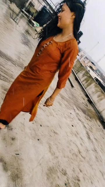 @SîñGLê😎_ÇHHØKRÎ👩