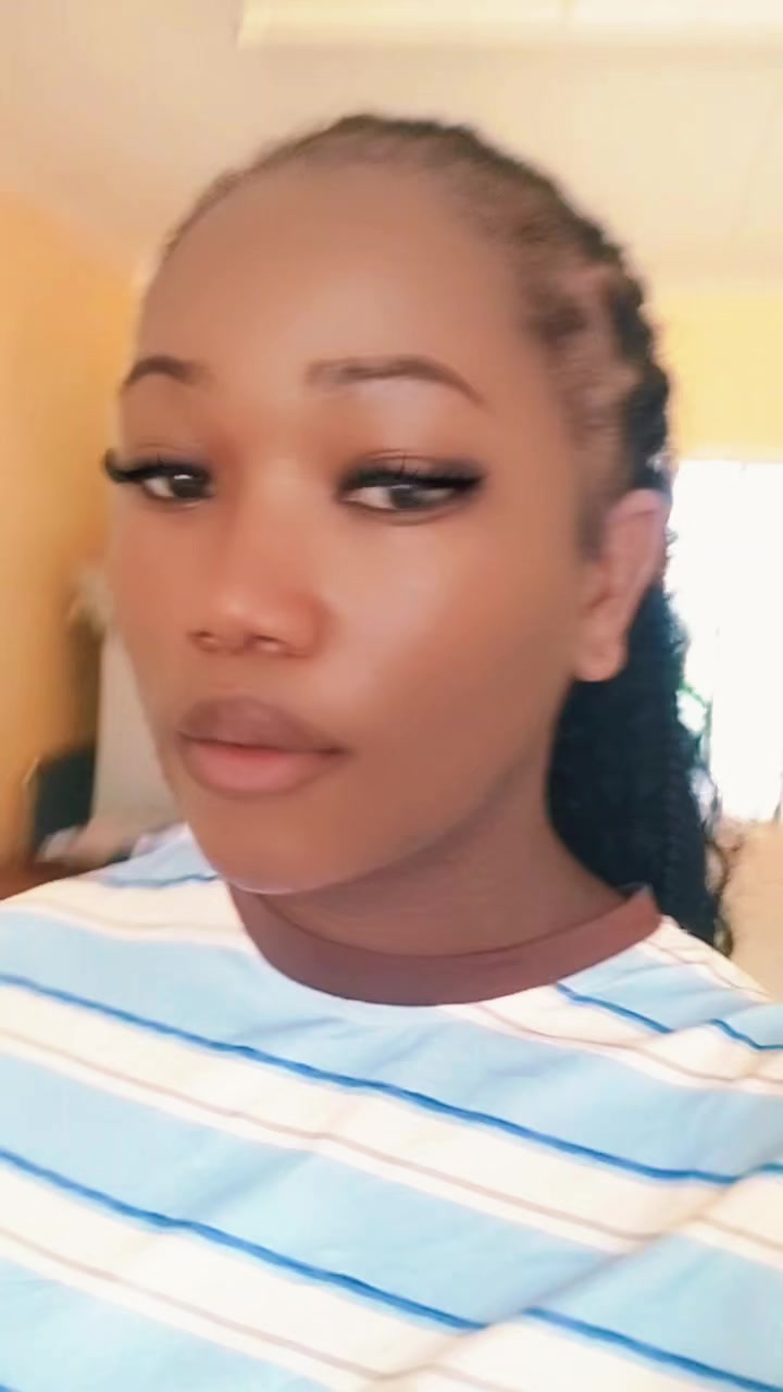 @Alexa_Unusual💜💙