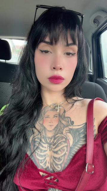 @Gabriela Lindner