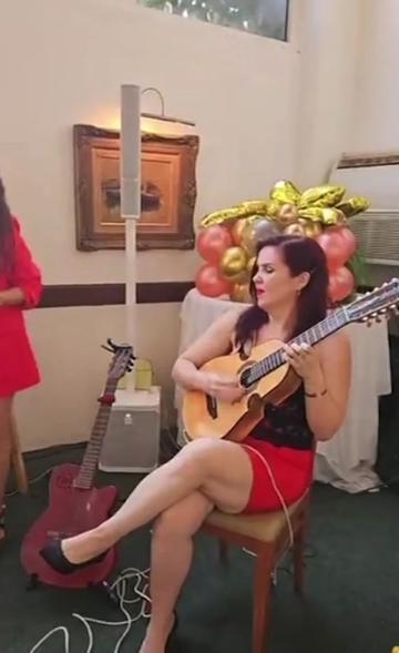 @lacuatrista